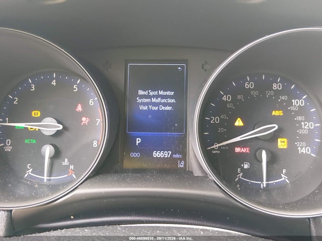 2018 TOYOTA C-HR XLE PREMIUM 7