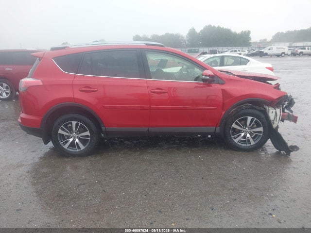 2017 TOYOTA RAV4 XLE 12