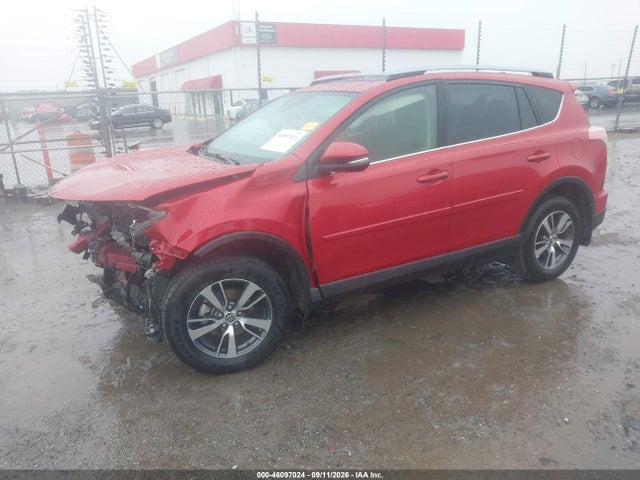 2017 TOYOTA RAV4 XLE 2