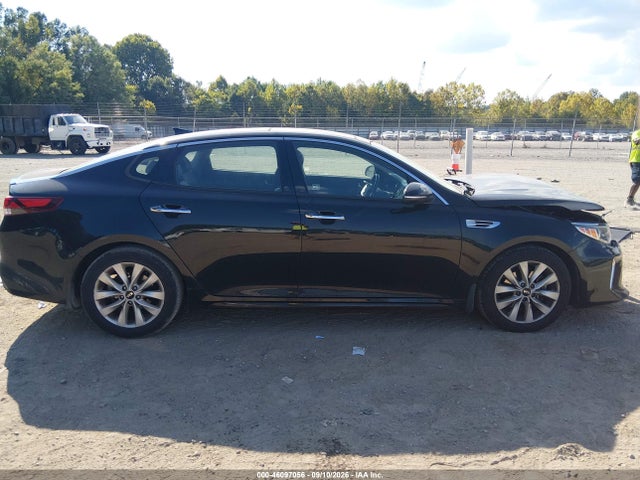 2018 KIA OPTIMA S 13