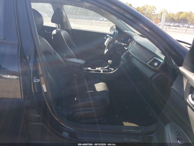 2018 KIA OPTIMA S 5