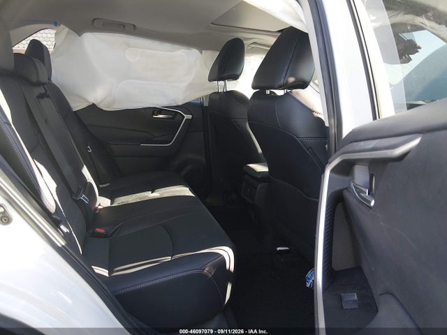 2022 TOYOTA RAV4 XLE PREMIUM 8