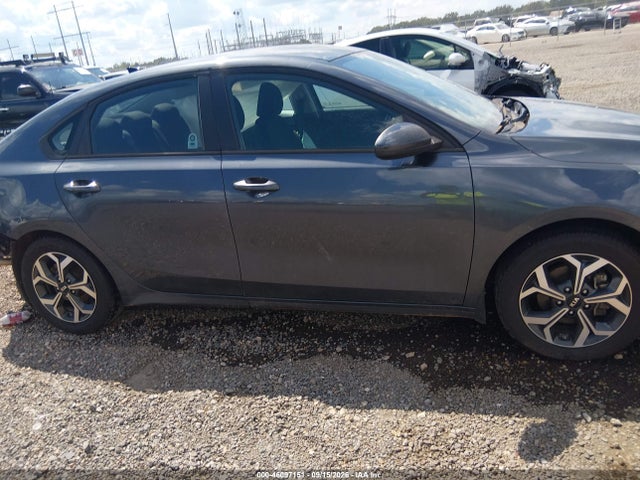 2020 KIA FORTE LXS 13