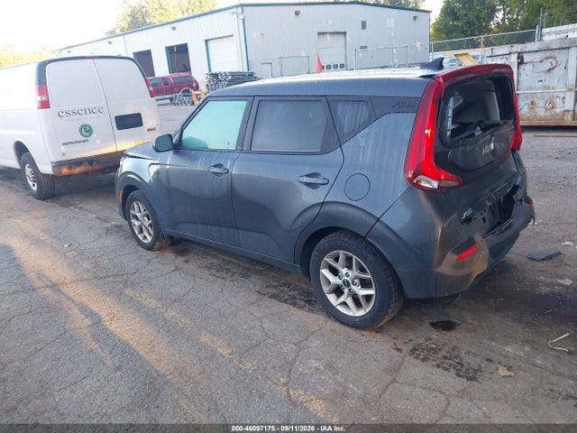 2022 KIA SOUL S 3