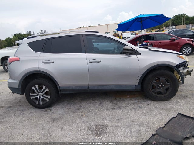 2017 TOYOTA RAV4 LE 14