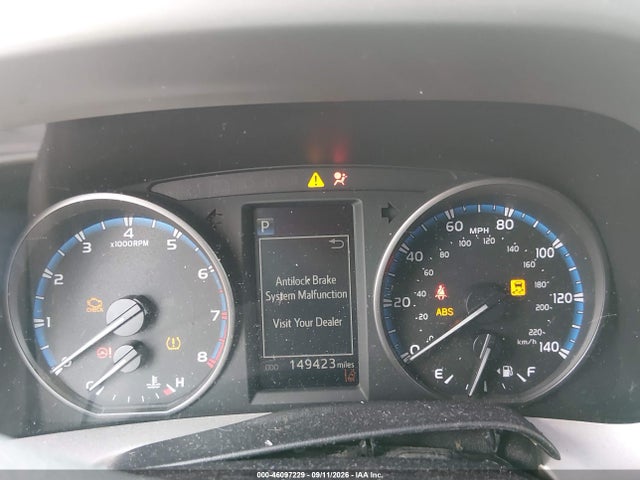 2017 TOYOTA RAV4 LE 7