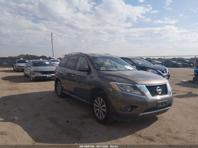 2013 NISSAN PATHFINDE SV