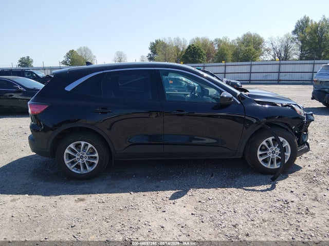 2020 FORD ESCAPE SE 13