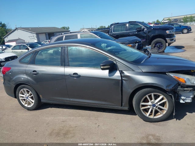 2017 FORD FOCUS SE 14