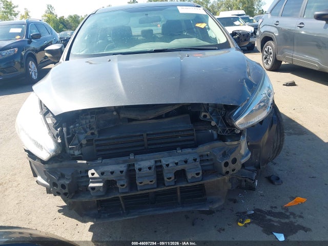 2017 FORD FOCUS SE 6