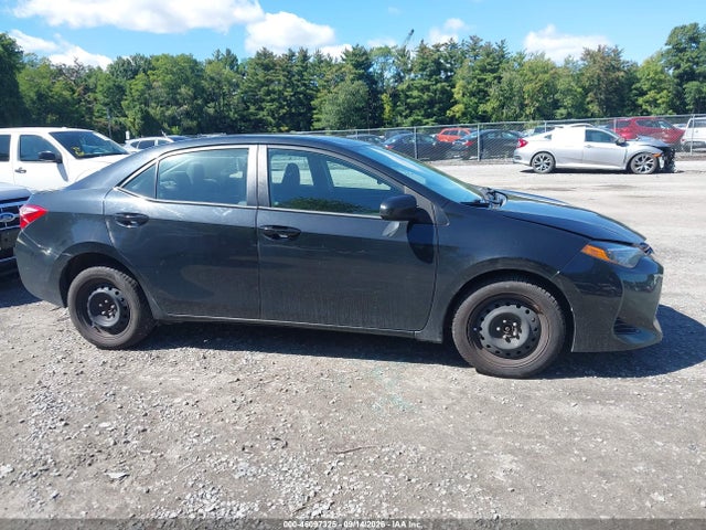 2017 TOYOTA COROLLA LE 13
