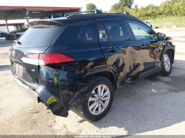 2022 TOYOTA COROLLA CROSS LE 4