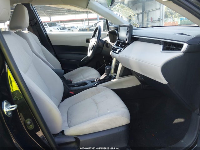 2022 TOYOTA COROLLA CROSS LE 5