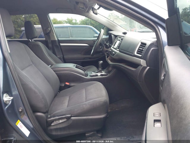 2019 TOYOTA HIGHLANDER LE 5
