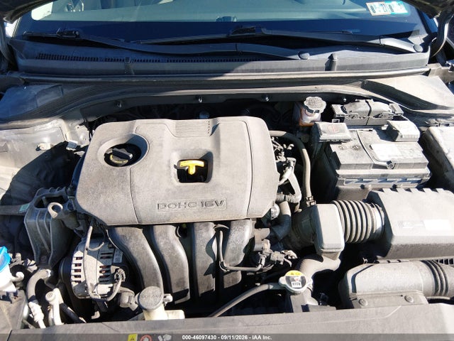 2019 HYUNDAI ELANTRA SE 10