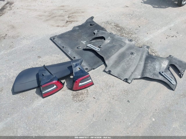 2021 TESLA MODEL 3 LONG RANGE DUAL MOTOR ALL-WHEEL DRIVE 11