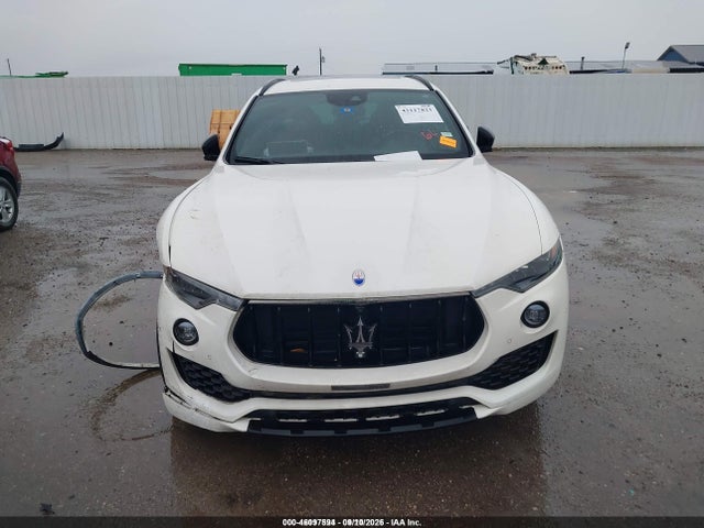 2021 MASERATI LEVANTE 12