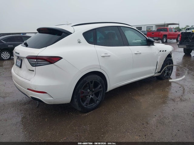 2021 MASERATI LEVANTE 4