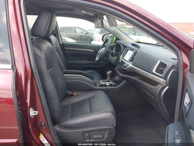 2018 TOYOTA HIGHLANDER LIMITED 5