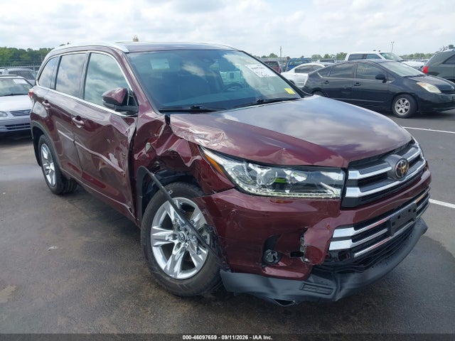 2018 TOYOTA HIGHLANDER LIMITED 6