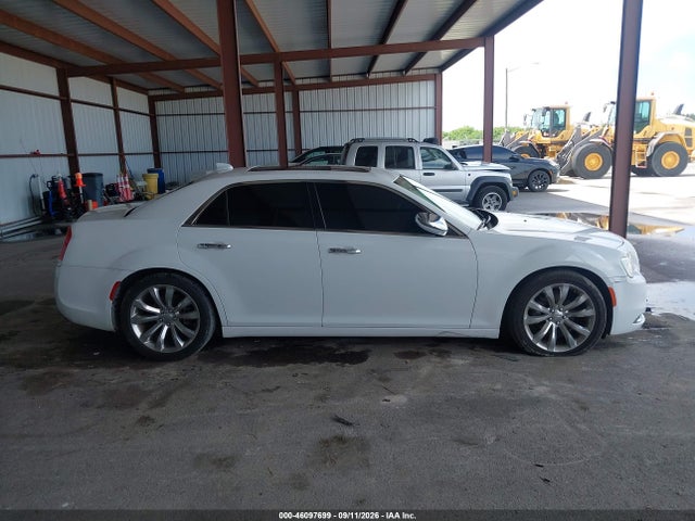 2019 CHRYSLER 300 LIMITED 13