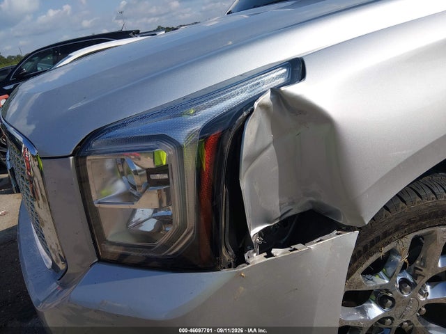 2017 GMC YUKON XL DENALI 6