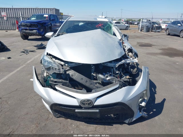 2018 TOYOTA COROLLA SE 13
