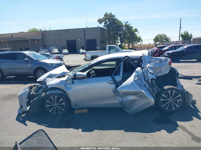 2018 TOYOTA COROLLA SE 15