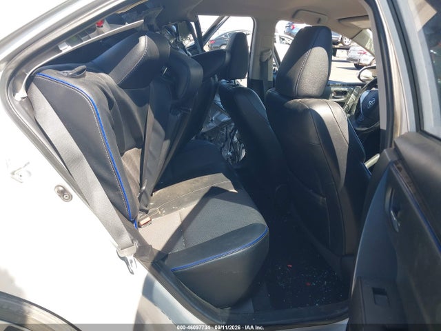 2018 TOYOTA COROLLA SE 8