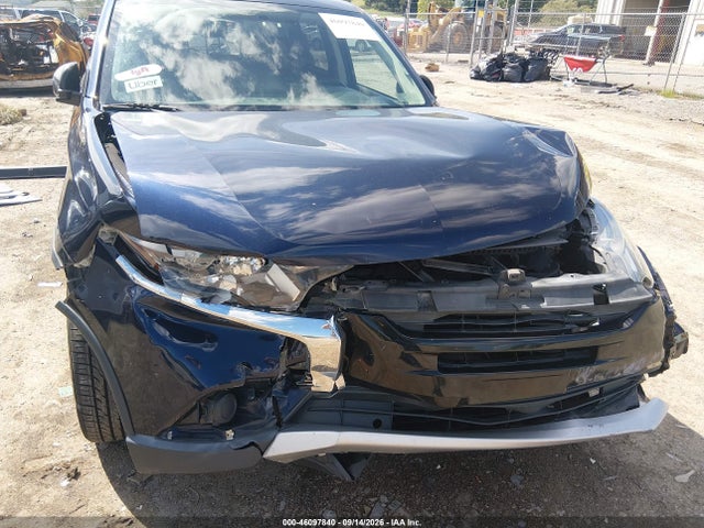 2017 MITSUBISHI OUTLANDER ES 6