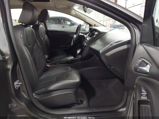 2017 FORD FOCUS TITANIUM 5