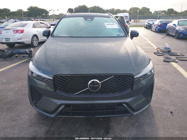 2026 VOLVO XC60 B5 CORE 12