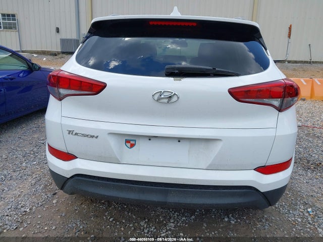 2017 HYUNDAI TUCSON SE PLUS 16