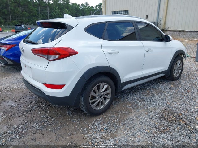 2017 HYUNDAI TUCSON SE PLUS 4
