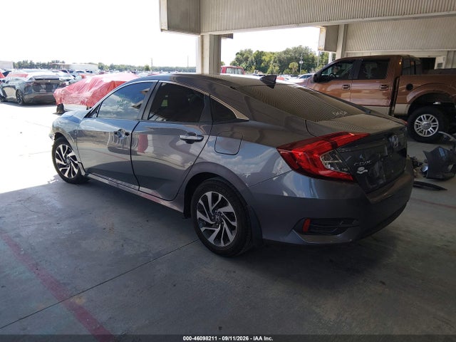 2018 HONDA CIVIC EX 3