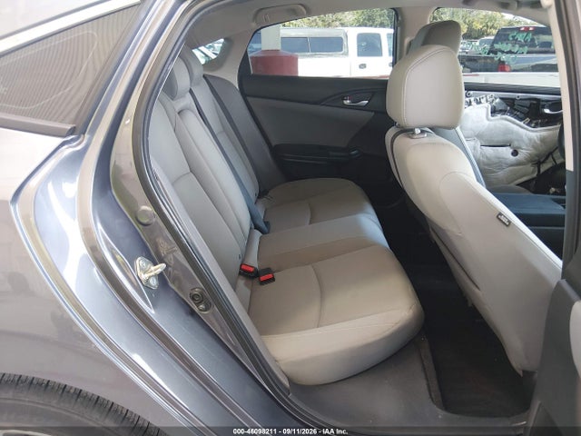 2018 HONDA CIVIC EX 8