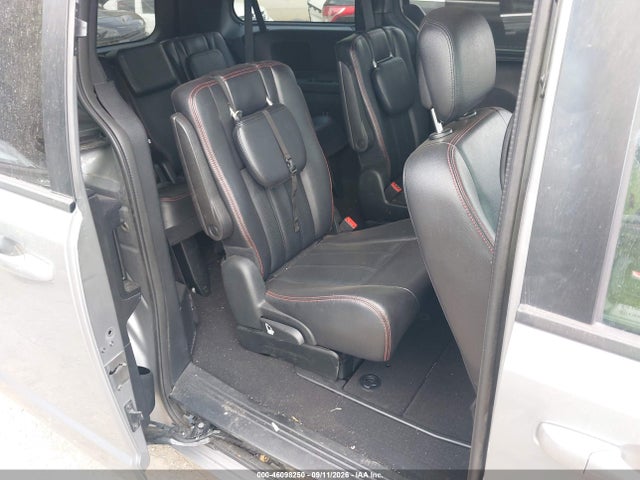 2018 DODGE GRAND CARAVAN GT 8