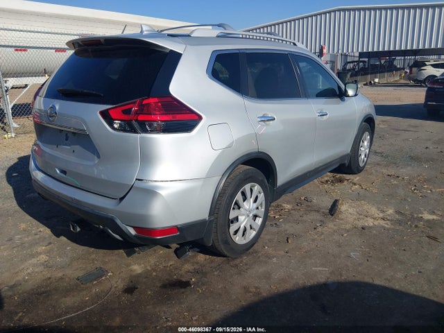 2017 NISSAN ROGUE S 4