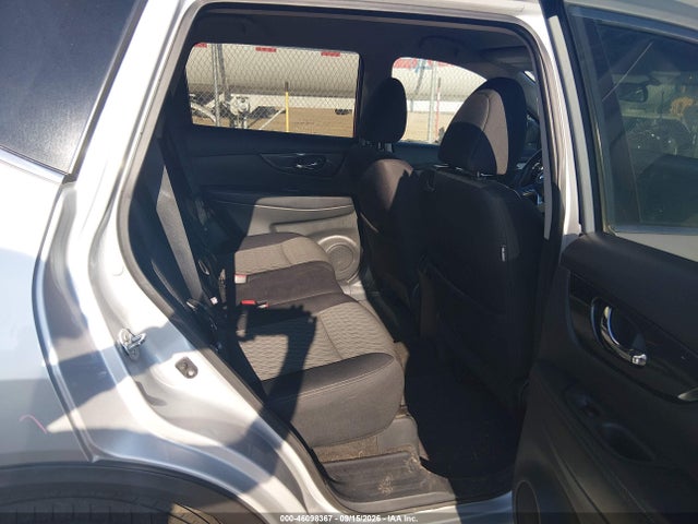 2017 NISSAN ROGUE S 8