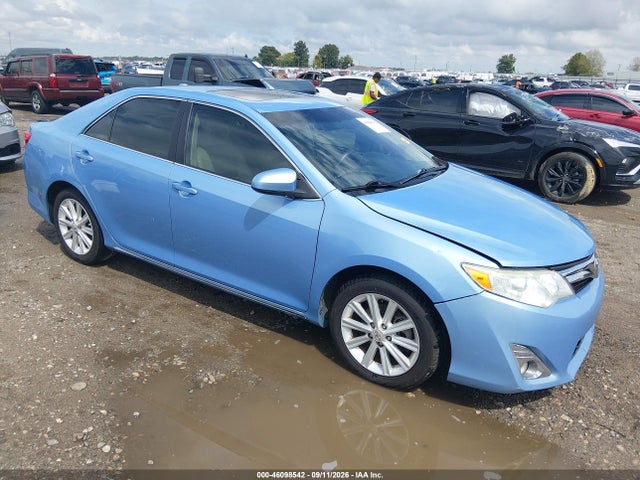 2012 TOYOTA CAMRY SE/XLE