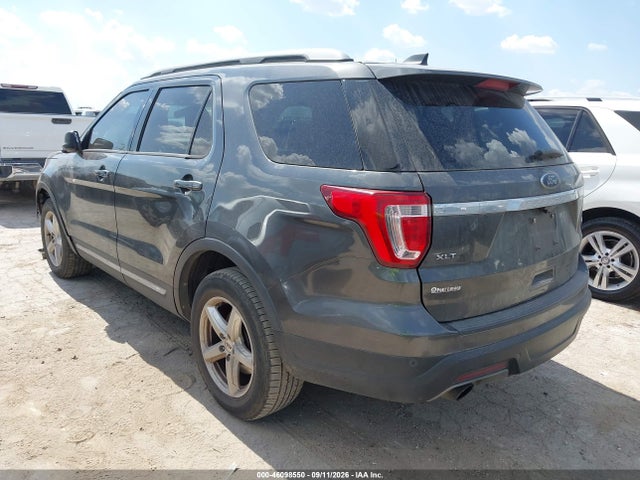2019 FORD EXPLORER XLT 3