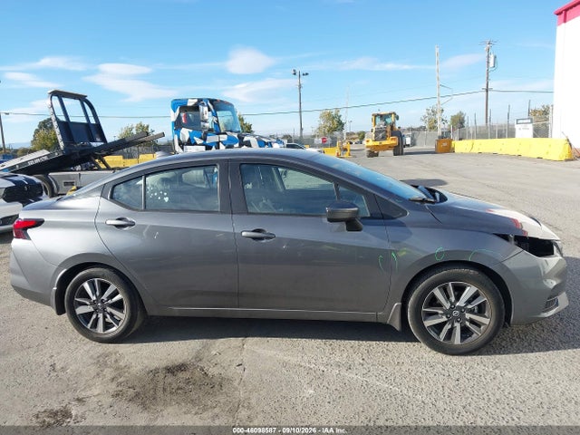 2021 NISSAN VERSA SV XTRONIC CVT 14