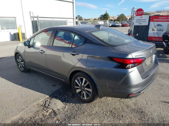 2021 NISSAN VERSA SV XTRONIC CVT 3