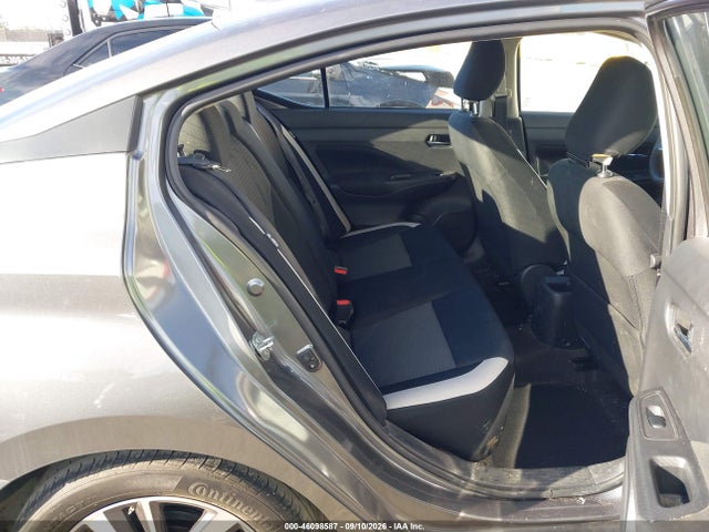 2021 NISSAN VERSA SV XTRONIC CVT 8