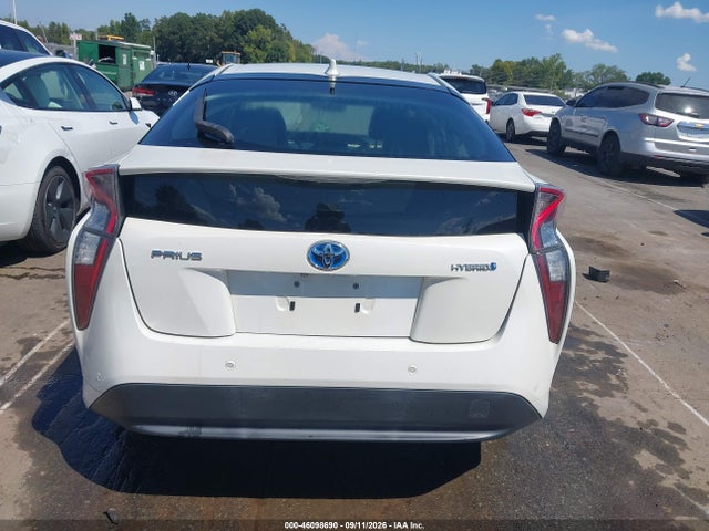 2017 TOYOTA PRIUS FOUR 16