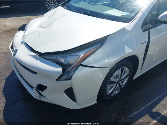 2017 TOYOTA PRIUS FOUR 17