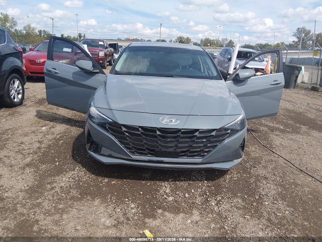 2023 HYUNDAI ELANTRA LIMITED 6