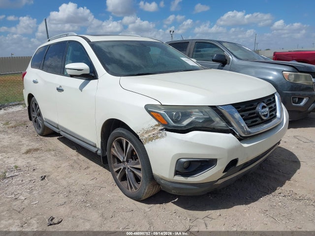 2017 NISSAN PATHFINDE PLATINUM