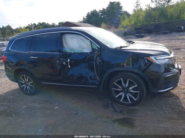 2022 HONDA PILOT AWD TOURING 7 PASSENGER 13