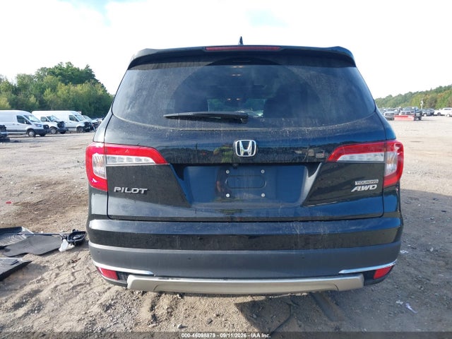 2022 HONDA PILOT AWD TOURING 7 PASSENGER 16